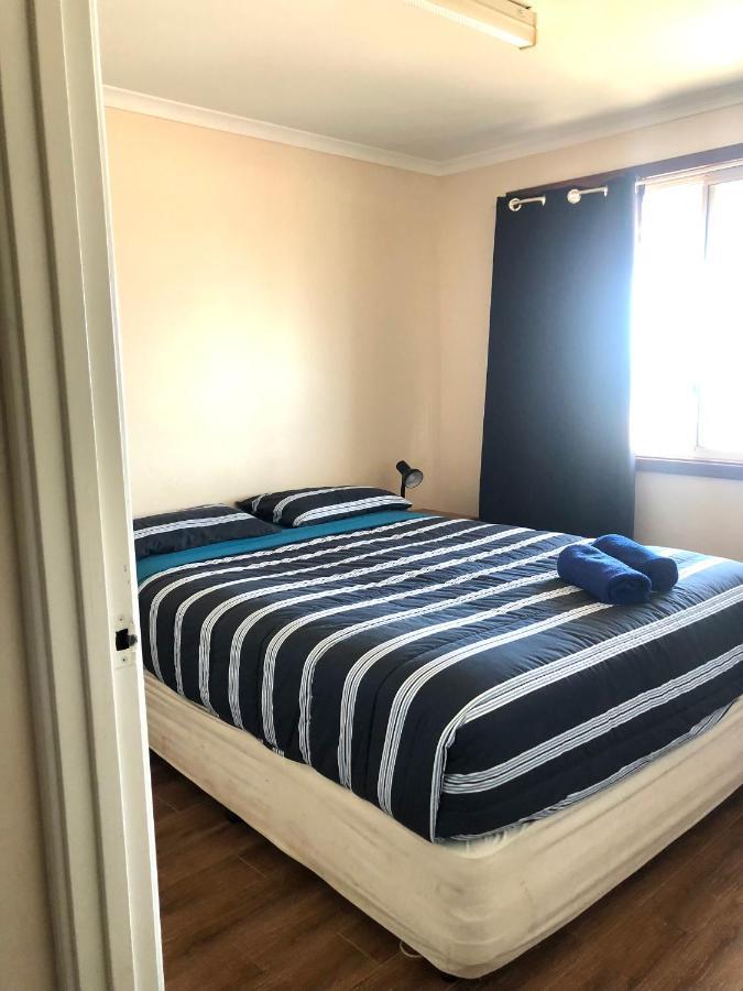 Bay Lodge دينهام المظهر الخارجي الصورة