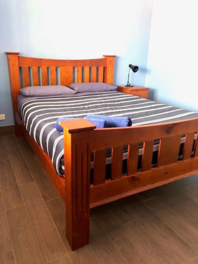 Bay Lodge دينهام المظهر الخارجي الصورة