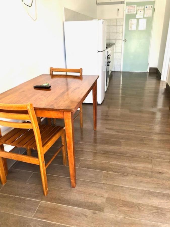 Bay Lodge دينهام المظهر الخارجي الصورة