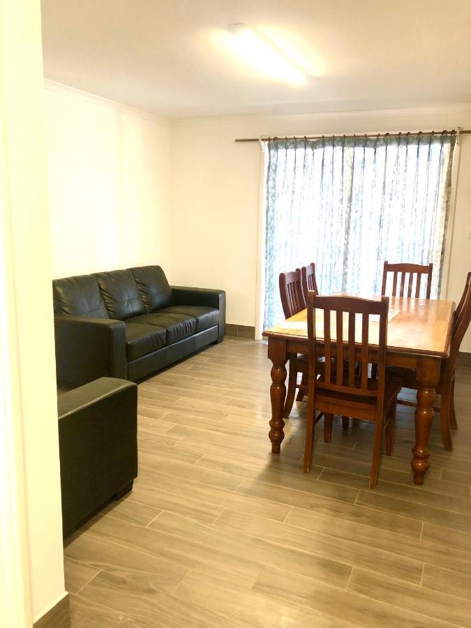 Bay Lodge دينهام المظهر الخارجي الصورة
